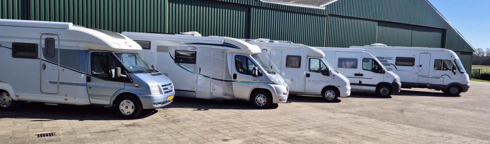 Camper en Caravan stalling

Breklenkamp
